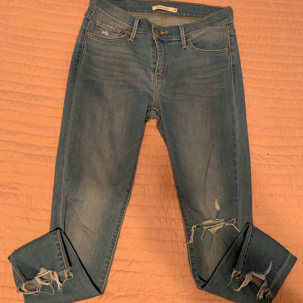 Levis 701 Skinny Jean